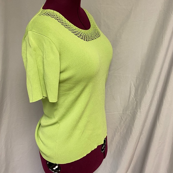 Beta's Choice top - Picture 3 of 5